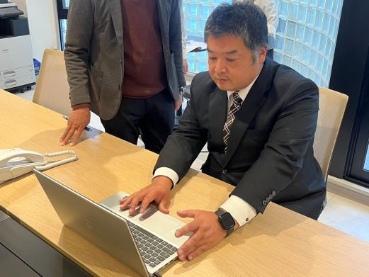 営業職 吉川 大輔